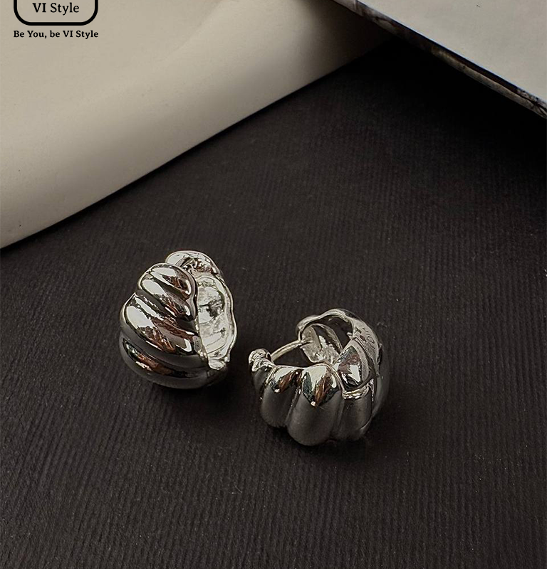 گوشواره طرح مینیمال مدرن