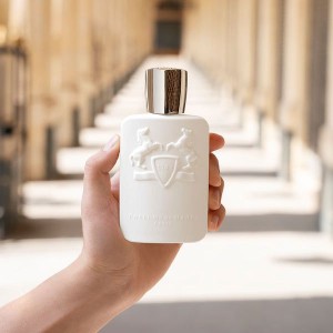 مارلی گالووی-Parfums de Marly Galloway