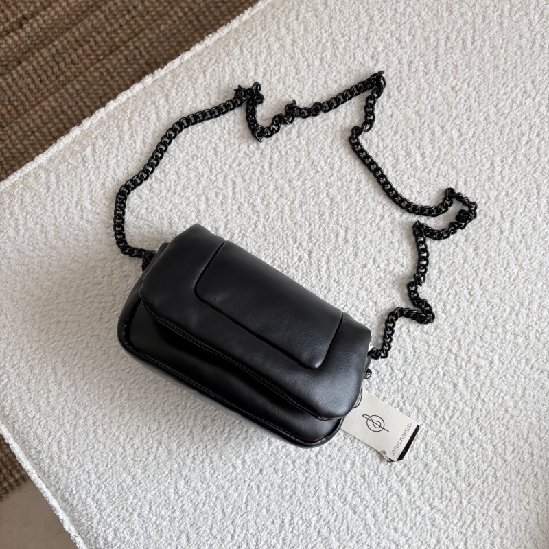کیف مشکی استرادیواریوس کد 8695