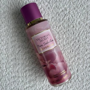 بادی میست ویکتوریا سیکرت PURE SEDUCTION DAYDREAM