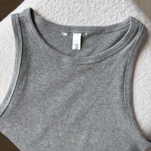 کراپ تاپ کبریتی H&M
