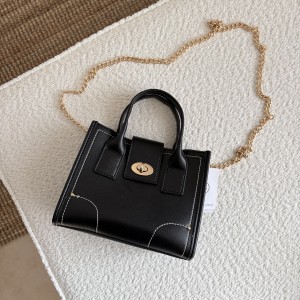 کیف مشکی استرادیواریوس کد 8181