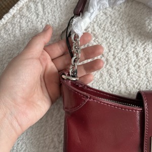 کیف زرشکی استرادیواریوس کد 3882