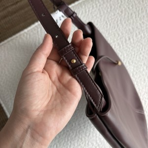 کیف زرشکی زارا کد 3912