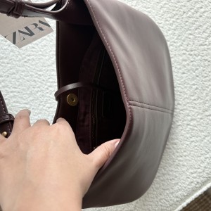 کیف زرشکی زارا کد 3912