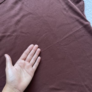 تیشرت قهوه ای