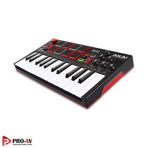 MPK_MINI_PLAY_2.jpg