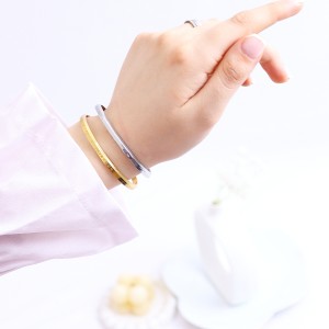 بنگل ولینگتون DANIEL WELLINGTON