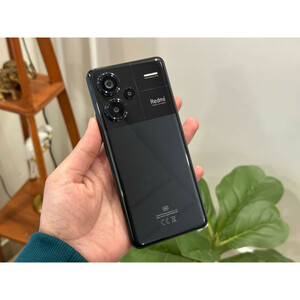 گوشی موبایل شیائومی مدل Redmi Note 13 Pro Plus 5G دو سیم کارت ظرفیت 256 گیگابایت و رم 8 گیگابایت/فول پک + شارژر