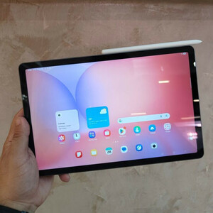 تبلت 10.9 اینچ سامسونگ مدل Galaxy Tab S10 Lite Wi-Fi با ظرفیت 256 گیگابایت و رم 8 گیگابایت، رزولوشن دوربین اصلی ۸ مگاپیکسل، پشتیبانی از قلم