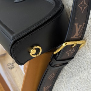 LV