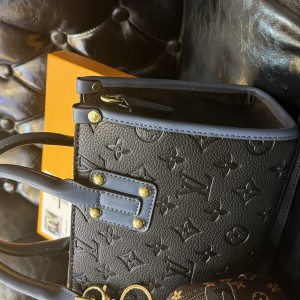 LV