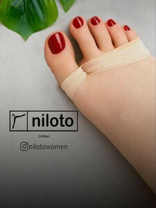 جوراب-شلواری-شیشه-ای-دکلته