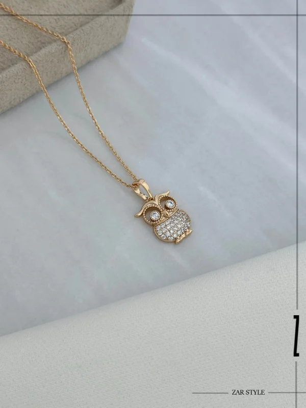 گردنبند آویز جغد نگین‌دار