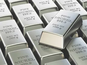 نیکل جامد است یا مایع