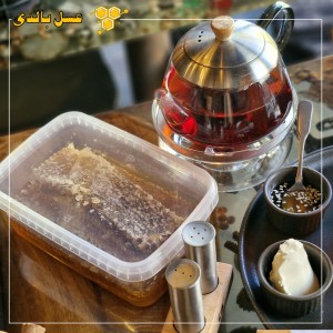 پیش فروش عسل با موم طبیعی (خود بافت)