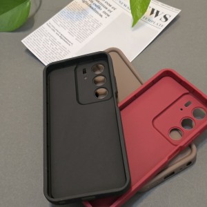 قاب سیلیکونی Realme C75
