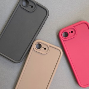 کاور اپل iPhone 16E مدل سیلیکونی