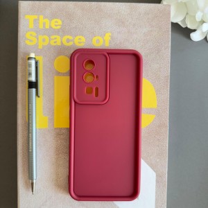کاور سیلیکونی Poco F5 Pro