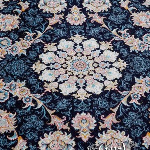 فرش پاتریس آرمیتا سرمه‌ای ۱۰۵۰ شانه