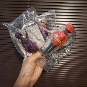 Figure-mattel-barbie-2019-mcdonalds-05