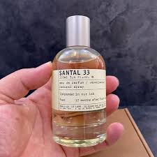 عطر گرمی سانتال 33 ژیوادان