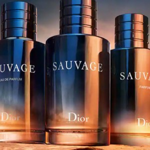 اسانس عطر گرمی ساواج ساواژ با رایحه خنک و تلخ و شیک از شرکت لوزی سویسی