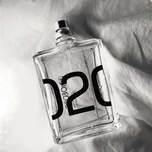 عطر ادوپرفیوم جانوین مدل 241 زنانه و مردانه حجم ۱۰۰ میلی لیتر