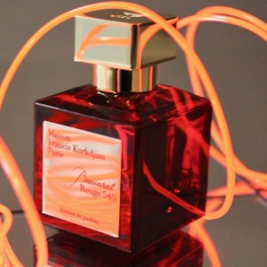عطر زنانه باکارات رژ قرمز اینتنس کمپانی داگلاس | Baccarat Rouge 540 Intense