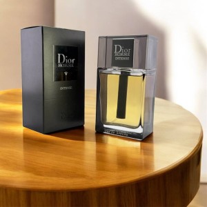 عطر ادوپرفیوم مردانه فراگرنس ورد دیور هوم اینتنس حجم ۱۰۰ میلی‌لیتر