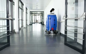 RA-op-04-scrubber-dryer-floor-scrubber-cleaning-machine-silentversion.jpg