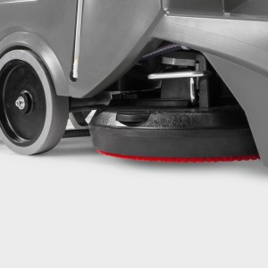 زمین شوی سرنشین دار کارچر BD 50 /70 R