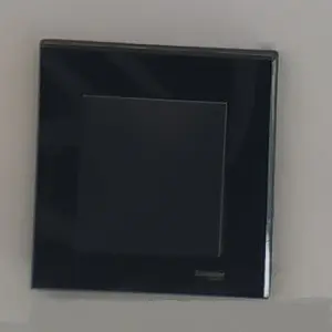 کلید و پریز اسفورا اشنایدر مشکی