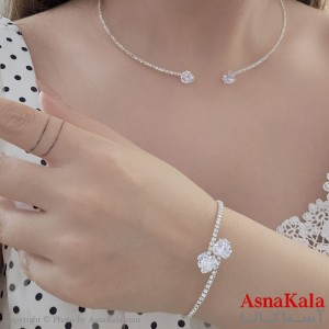 سرویس  جواهری زنانه استیل 316 شامل گردنبند و گوشواره و دستبند طرح قلب کد NIM14555W