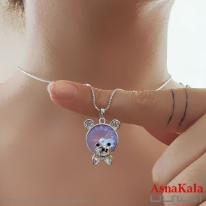 گردنبند زنانه سواروسکی مدل خرس رنگی با کارت گارانتی و جعبه سواروفسکی کد GNB16872W