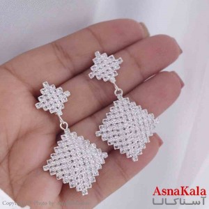 گوشواره جواهری مدل آویز نگیندار رنگ نقره ای کد GSH151976W