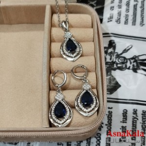نیم ست زنانه شامل گردنبند و گوشواره نگین دار نقره ای کد NIM141246W