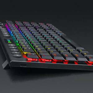 کیبورد گیمینگ بی سیم ردراگون مدل Redragon Yi Pro K625P-KBS