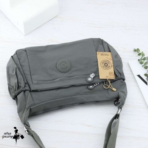 خرید کیف دوشی برزنتی Mindesa کد 8771