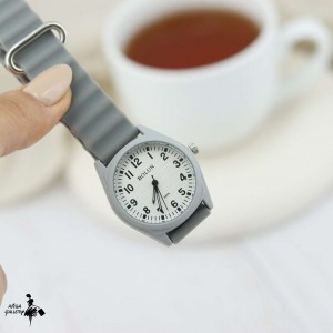 ساعت مچی بند سیلیکونی بلون AB1137