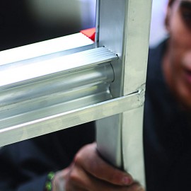 نردبان صنعتی Little Giant LEVELER 26