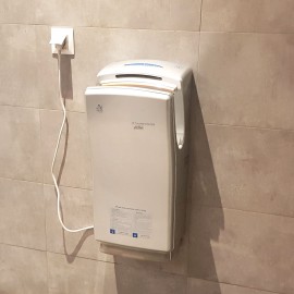 دست خشک کن برقی Reena SuperJet (سفید)