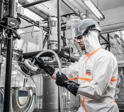 دستکش مواد شیمیایی یووکس مدل u-chem 3100
