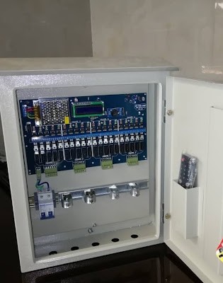 دستگاه فرماندهی چراغ راهنمایی