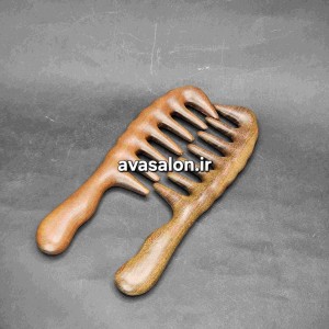 شانه چوبی دسته‌دار دندانه‌دار ماساژ کف سر – برس ضد گره مو و افزایش گردش خون پوست سر