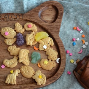 ظرف غذاي خرگوش به همراه قاشق چوبي  کد 3435