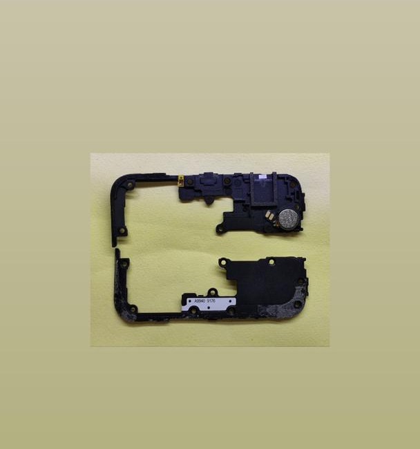 ویبراتور با شیلد پایین y9 2019 رو کاری