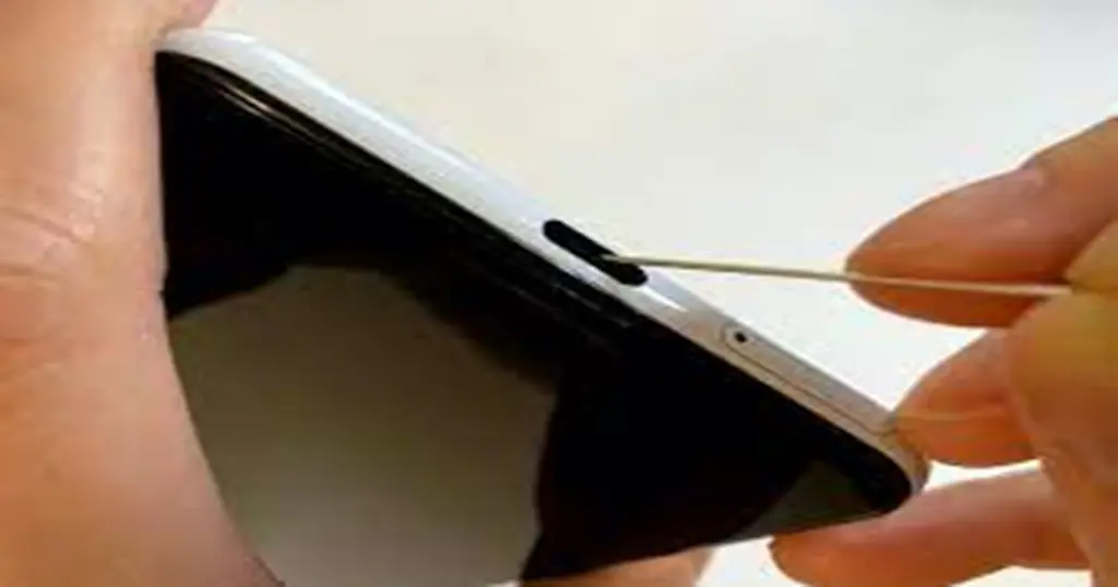 تعویض سوکت شارژ موبایل