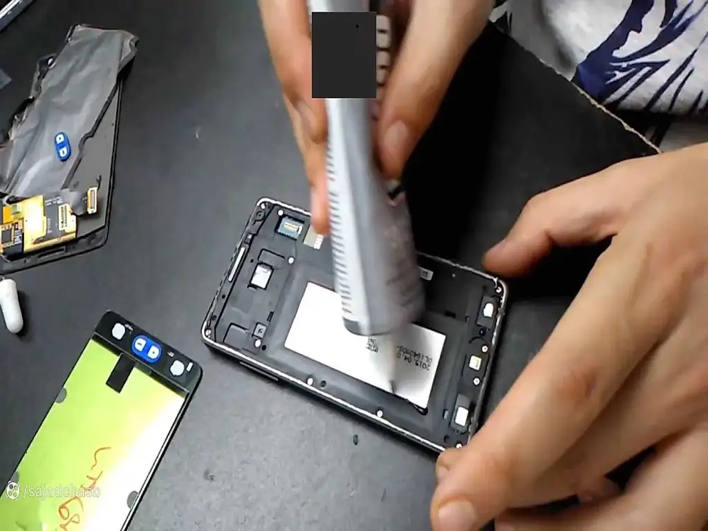 چسبهای مطمئن السیدی موبایل برای تعمیرات حرفهای