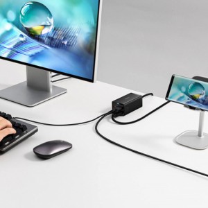 نمایشگر 4K با هاب گیمینگ Baseus